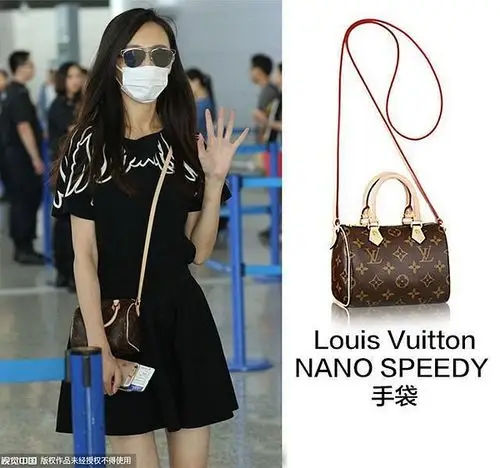 唐嫣街拍黑色连体裙搭配nano speedy