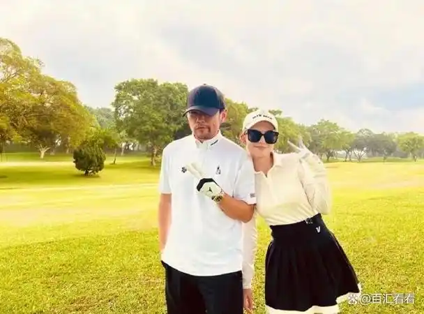 这则消息迅速在社交媒体上引发热议,网友们纷纷为周杰伦和昆凌的善举