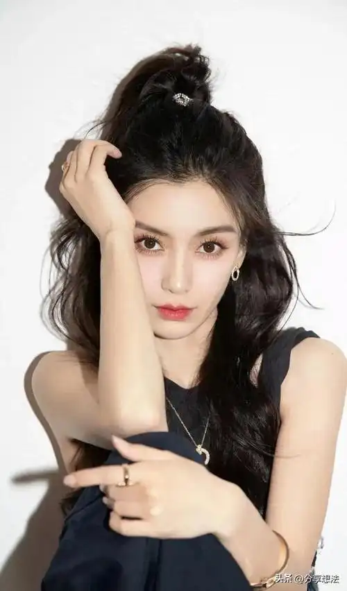 杨颖明星壁纸(31)