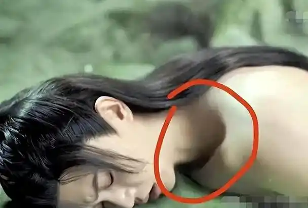 脸蛋精致身材却一言难尽这7位男艺人的真实身材辣眼睛