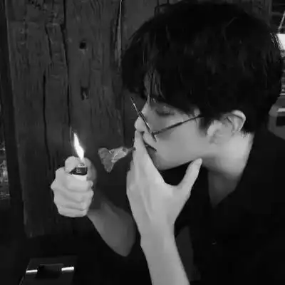 网图头像男黑白