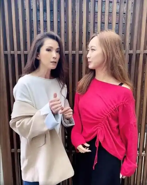 叶全真,一个惊艳了时光的女人,如今身材消瘦差点认不出了!