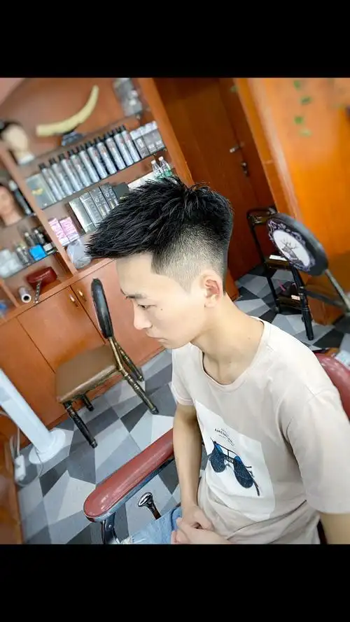 鬓角这样修,不要太帅了