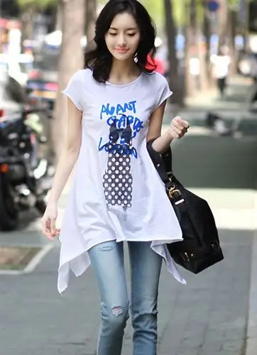 【长款t恤】长款t恤搭配 夏日休闲韩范穿搭技巧