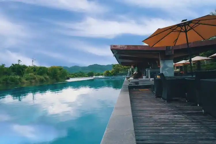 【广东小巴厘】打卡网红酒店~汕尾水底山温泉庄园699元入住高级房!