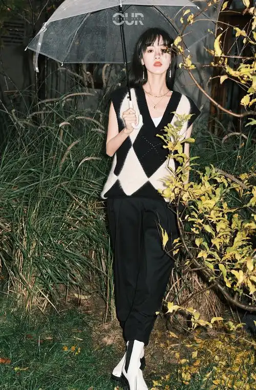 1123袁冰妍我们的街拍时刻绽放冬日