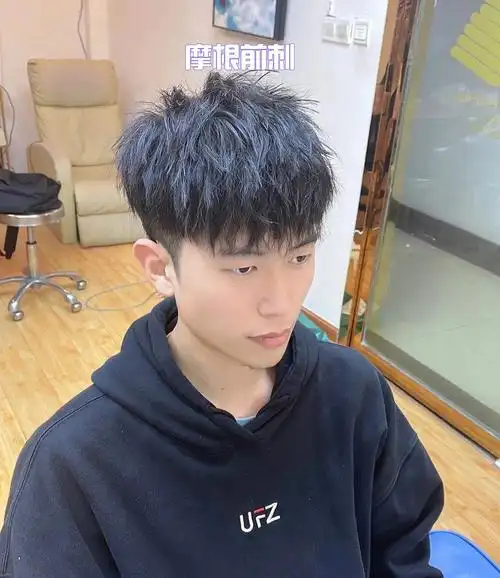 不用打理的发型不用打理的男生发型摩根烫失败后的样子男士免打理发型