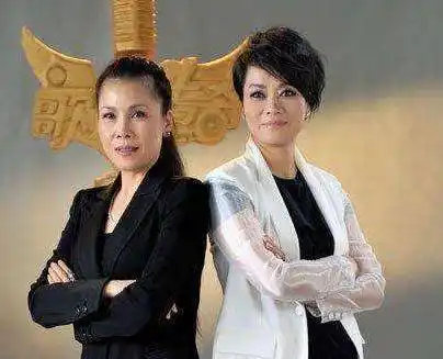 田震因病无法生育,丈夫26年来不离不弃,如今两人成了神仙眷侣_张卫