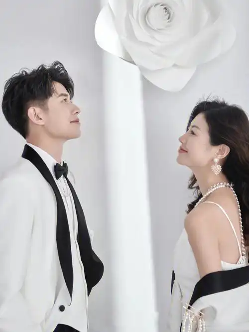 推荐一组明星感婚纱照风格廊坊婚纱照