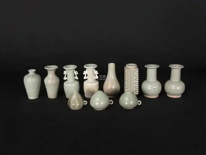 宋代-龙泉窑器物十一件组