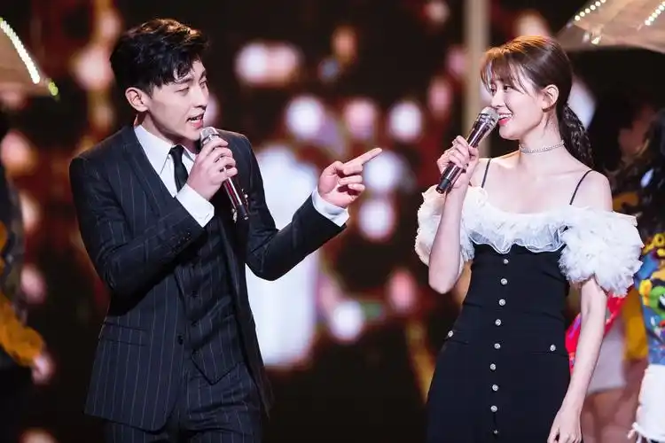 安徽卫视2017国剧盛典今晚播出张嘉译景甜吴秀波齐聚致敬匠心