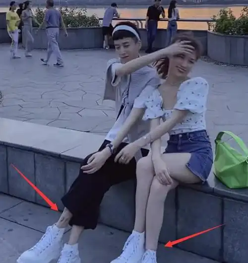 温婉和校长秀恩爱却被两人脚脖子抢镜看清对比网友自取其辱