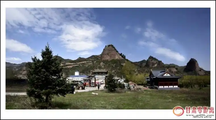 首阳山事实上包括莲峰山森林公园和位于北部享堂沟村的伯夷,叔齐古冢