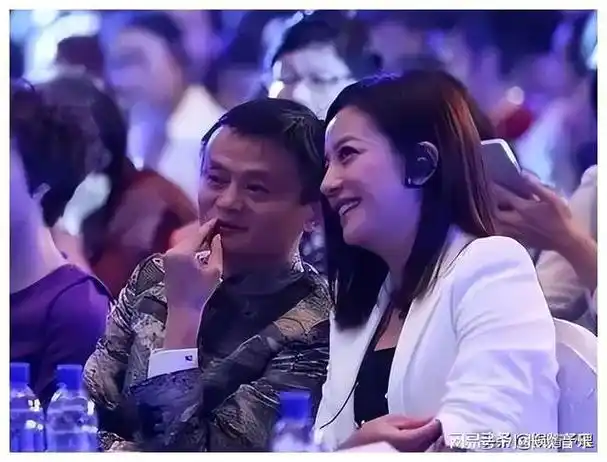 赵薇股权再遭冻结原来她做的丑事远比你想象得更恶劣