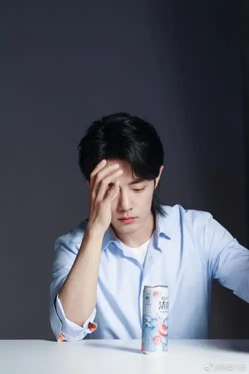 肖战闭眼侧脸##肖战呆萌脸#    肖战闭眼侧颜  肖战呆萌脸好可爱!