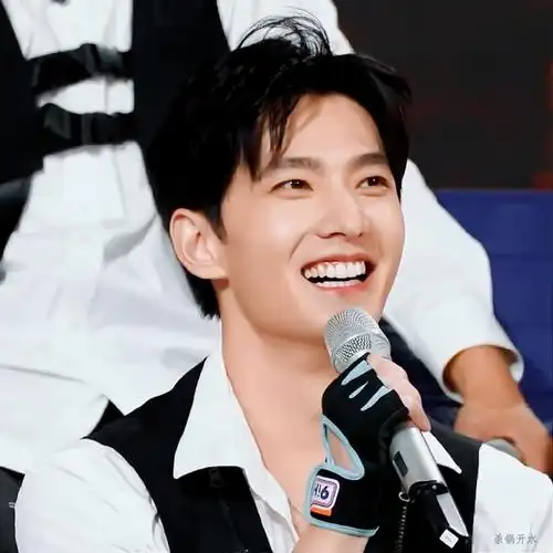 杨洋#受不了好可爱哪里跑出来的小羊