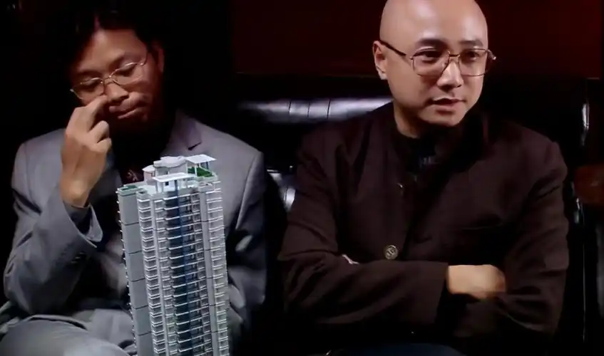 《疯狂的石头》堪称"神作",导演火了演员爆红,撑起喜剧半边天