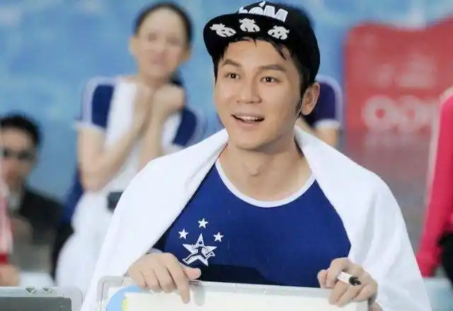 《跑男》撕名牌最多的人,李晨垫底,邓超仅第二,第一让人意外!