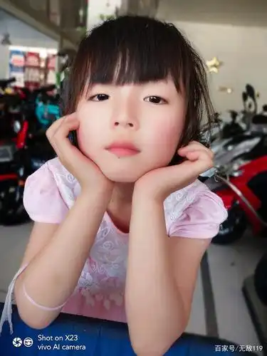 来一张女儿的照片