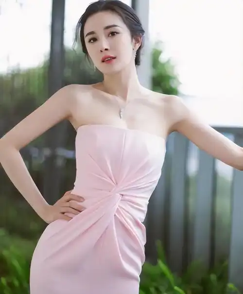 杨幂身材有多好?