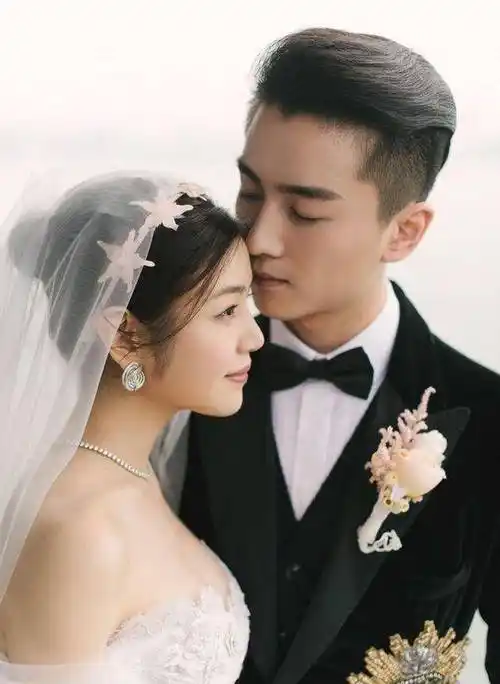 明星婚纱照大赏,看完我都想结婚了,真的超美_婚礼_吴尊_陈晓和