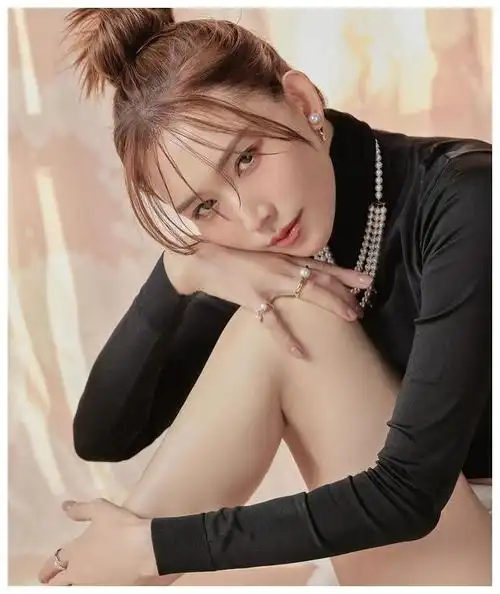 林志玲49岁罕见晒美腿日系打扮遭网友吐槽姐姐风采依然不减