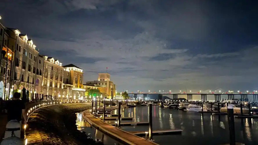 南沙游艇会iphone12夜景摄影