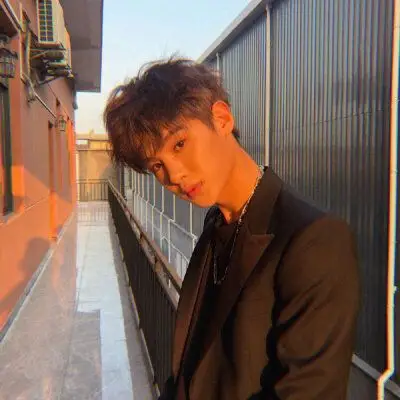 justin黄明昊 12.15绿洲更新