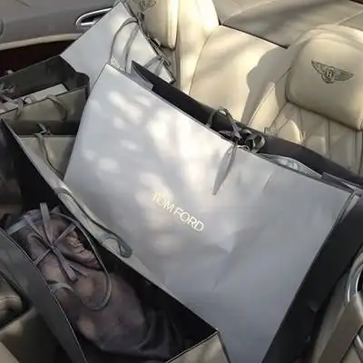 脑残无国界看国外富二代咋炫富