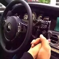微信头像开车牵手_微信头像图片大全