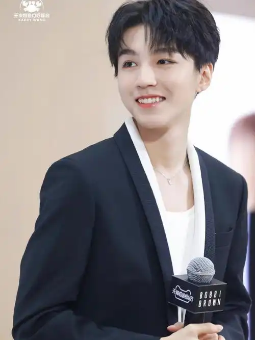 王俊凯#笑容小合集,有多少人曾被这笑容治愈过呢驾驭命运的舵是奋斗.