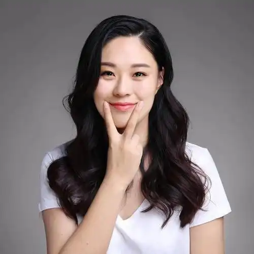 最美翻译张京冷艳专注优雅大气这才是应该追的明星