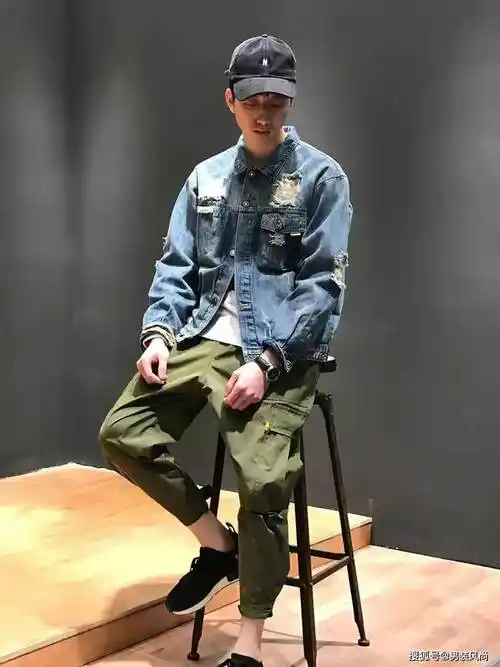 春季男士街头风如何穿搭既显时尚潮流又不失男人味|男装|工装裤|身材