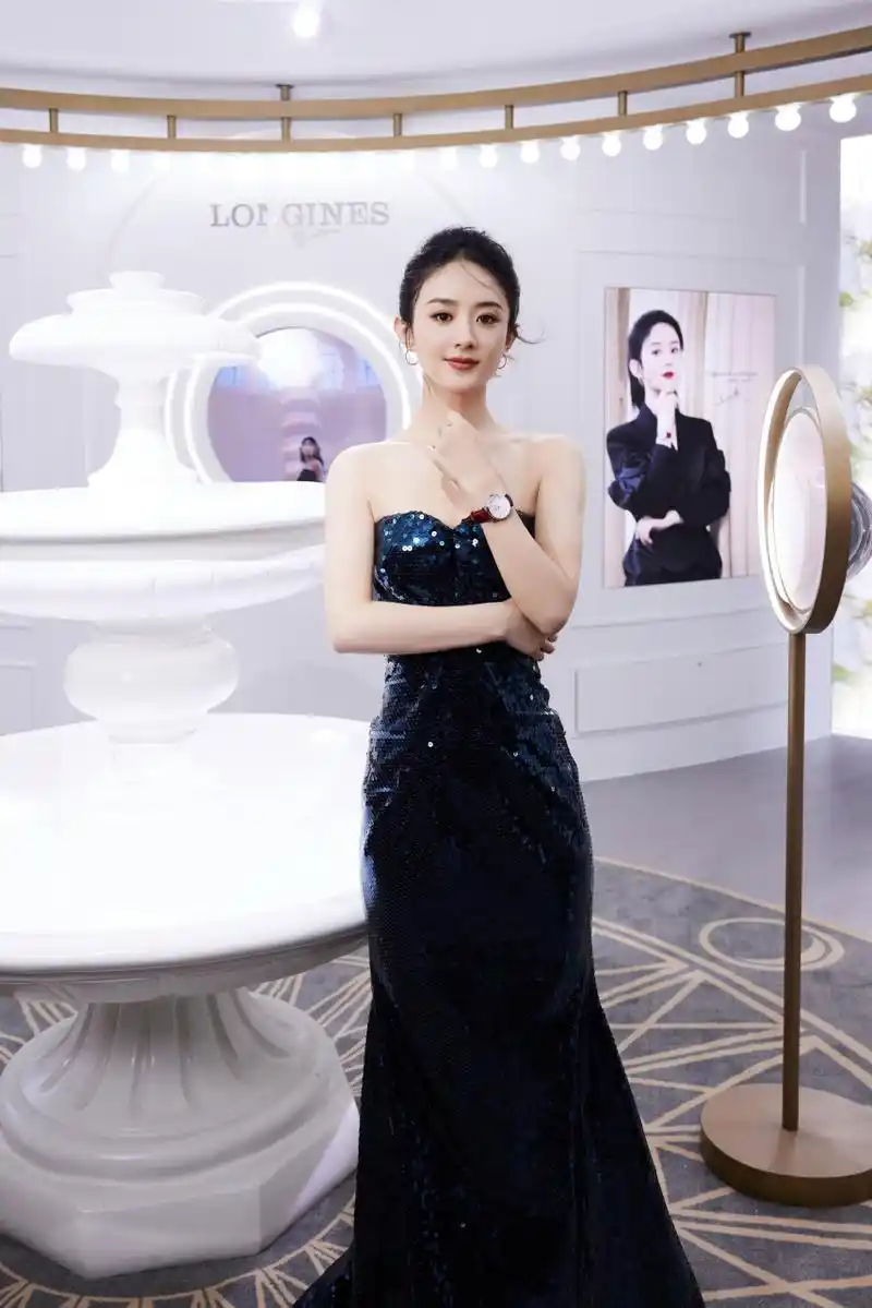 [庆祝]【赵丽颖浪琴表活动沈阳站蓝色抹胸礼服】[鲜花] 赋予时光恒久