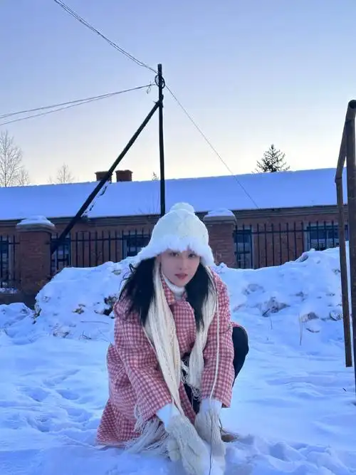 张馨予明艳大美女##张馨予解析一下拍照角度##张馨予素颜旅行照