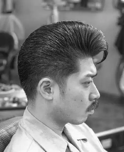 凤源老师:非常适合秋冬季节的复古风男士发型