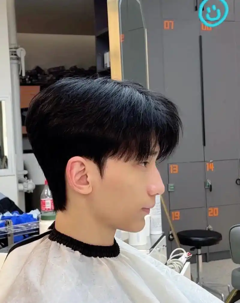 男高中生一定要剪的自然微分碎盖 微分碎盖发型教程来啦!