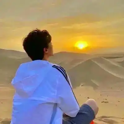 超火超好看的背影头像男生