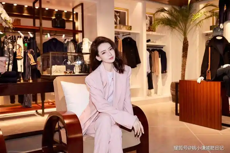 原创戚薇体重从125斤减到95斤坦言6个生活习惯很实用