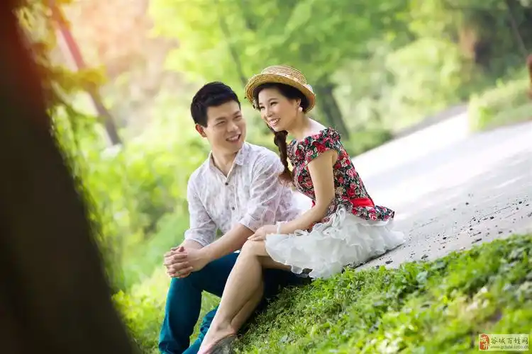 王晓雷_情侣幸福秀恩爱:晒照片/集祝福/赢钻戒!_谷城百姓网