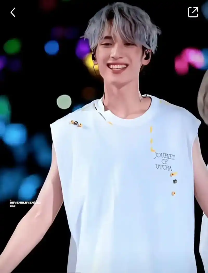 时代少年团严浩翔 怎么一刷到好香,就有种想哭的冲动呢#笑容 - 抖音