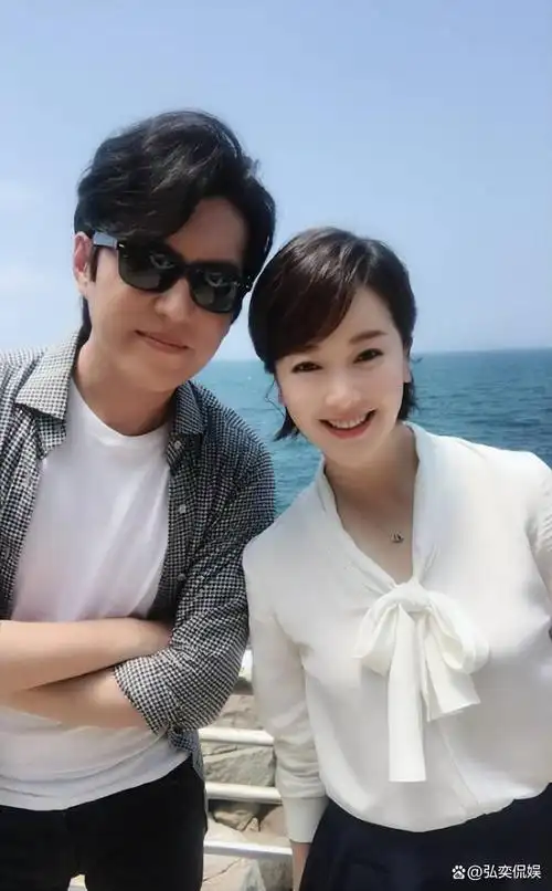 靳东与离过婚的江珊同居了5年,却为何转身娶了二婚的李佳?