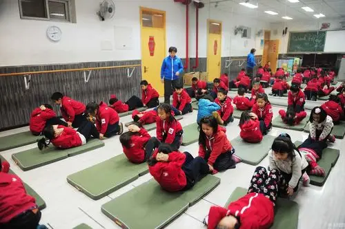 北京雾霾严重学校将体育课移至室内