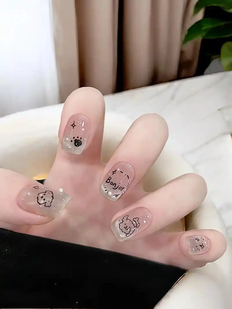 超可爱的短款狗狗美甲2024高级显白猫眼穿戴甲