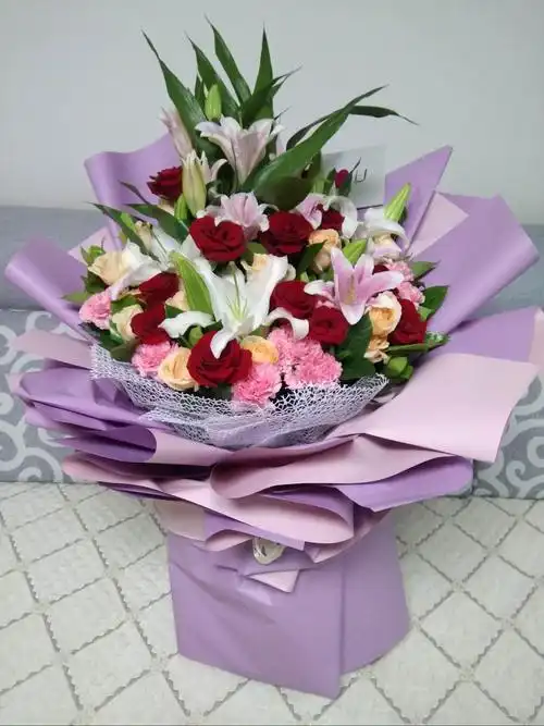 生日高档花束鲜花图片(生日高档花束鲜花图片 唯美)