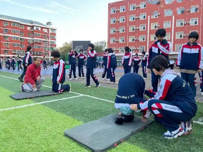 体育教学 | 石家庄一中的体育课居然这样上!