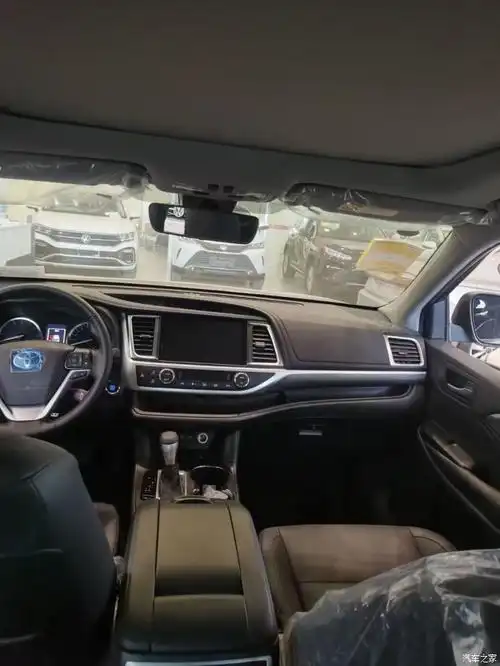 出21款汉兰达新车