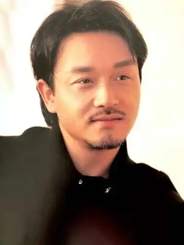 长胡子后的男星:吴秀波迷人,张国荣更帅,胡歌陈坤颜值下降