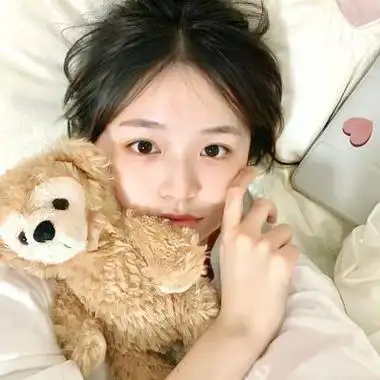 甜美清纯的淡妆真人女生头像