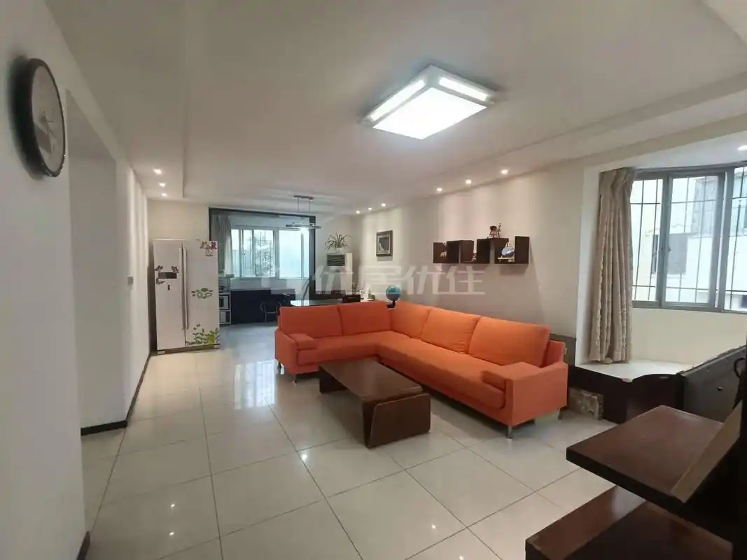 新世纪花园.公园西门  繁华地段  2005年盖好  126 - 抖音